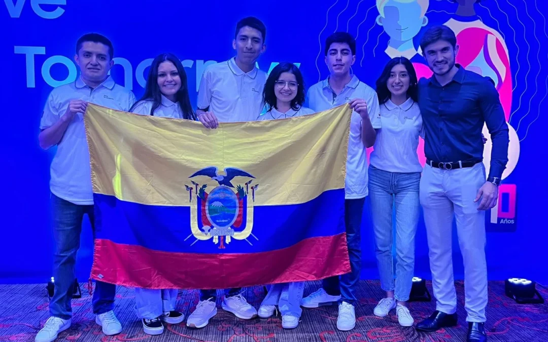 Campeones, Comunidad Virtual | Solve for tomorrow 2023.