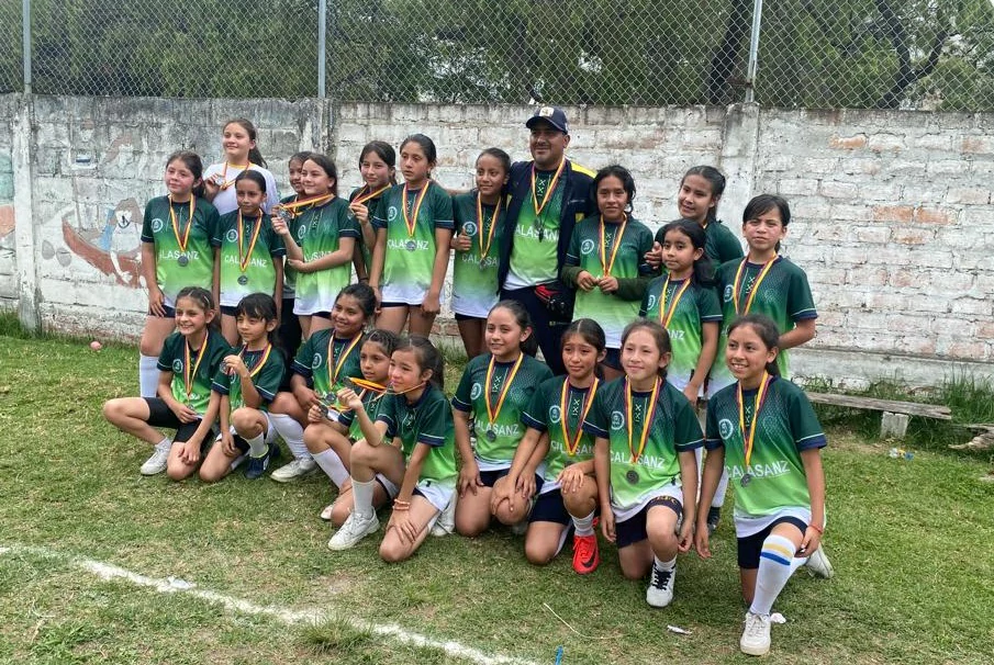 Vicecampeones en Interescolar de Fútbol