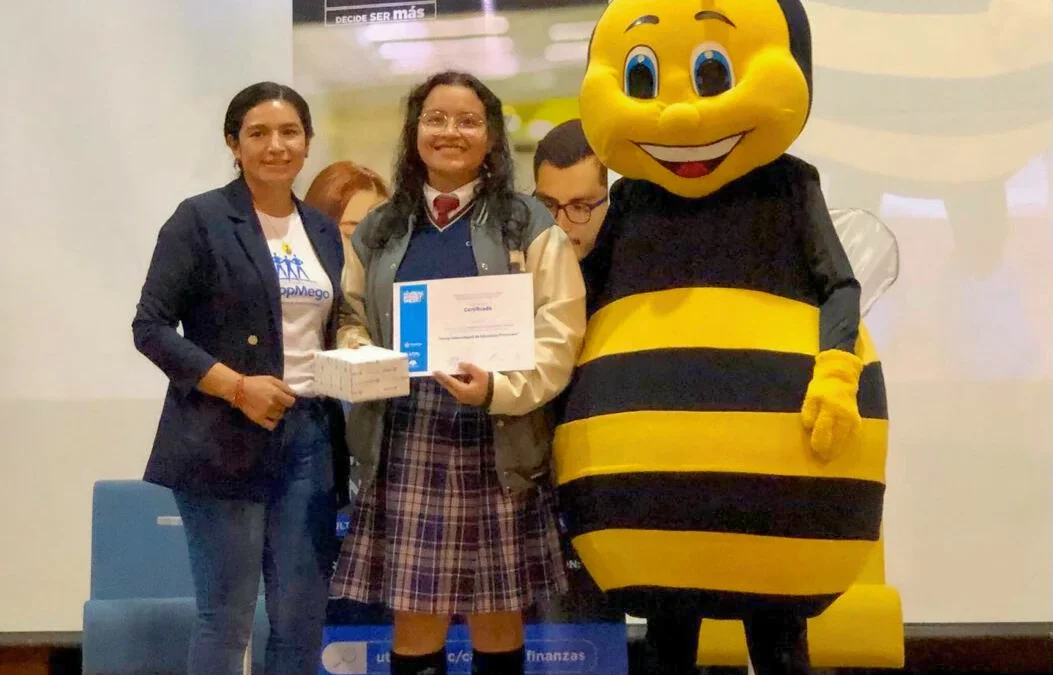 Camila destaca en el Intercolegial de Educación Financiera